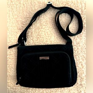 NWOT Vera Bradley Little Hipster Black